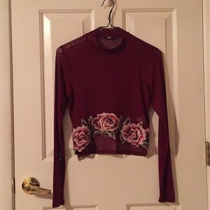 🌹Floral Embroidered Mesh Crop Top